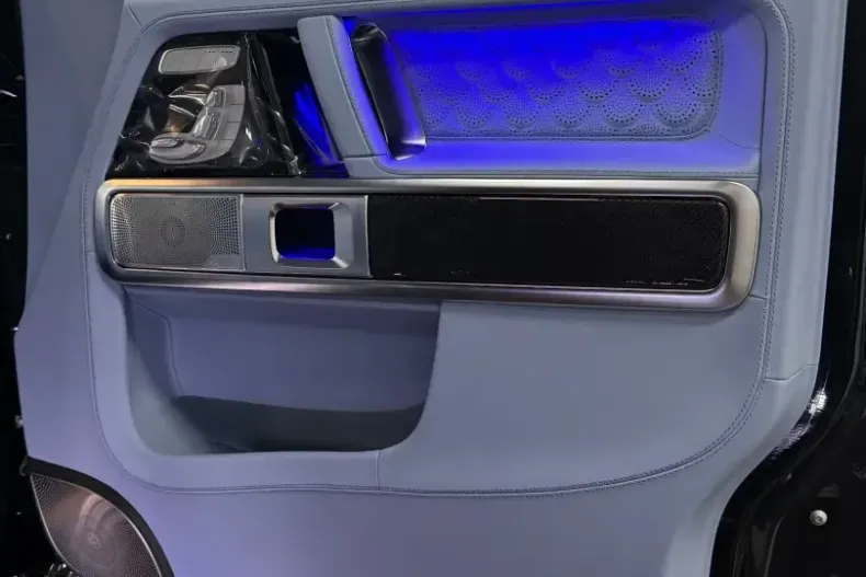 Mercedes-Benz G 63 AMG din 2025 cu 10 km - oferta MER117712 - foto 12