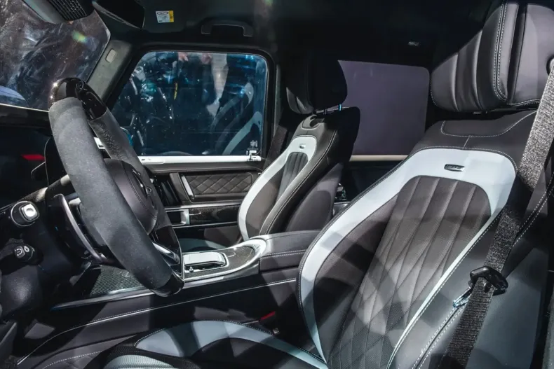 Mercedes-Benz CL 63 AMG din 2025 cu 10 km - oferta MER117716 - foto 23