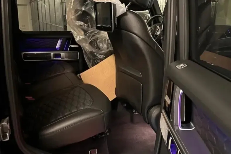 Mercedes-Benz G 63 AMG din 2025 cu 10 km - oferta MER117717 - foto 5