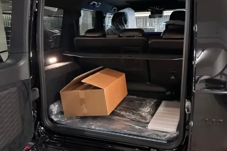 Mercedes-Benz G 63 AMG din 2025 cu 10 km - oferta MER117717 - foto 8