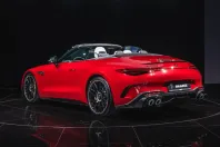 Mercedes-Benz SL 63 AMG din 2025 cu 200 km - oferta MER117723 - foto 3