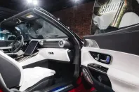 Mercedes-Benz SL 63 AMG din 2025 cu 200 km - oferta MER117723 - foto 13