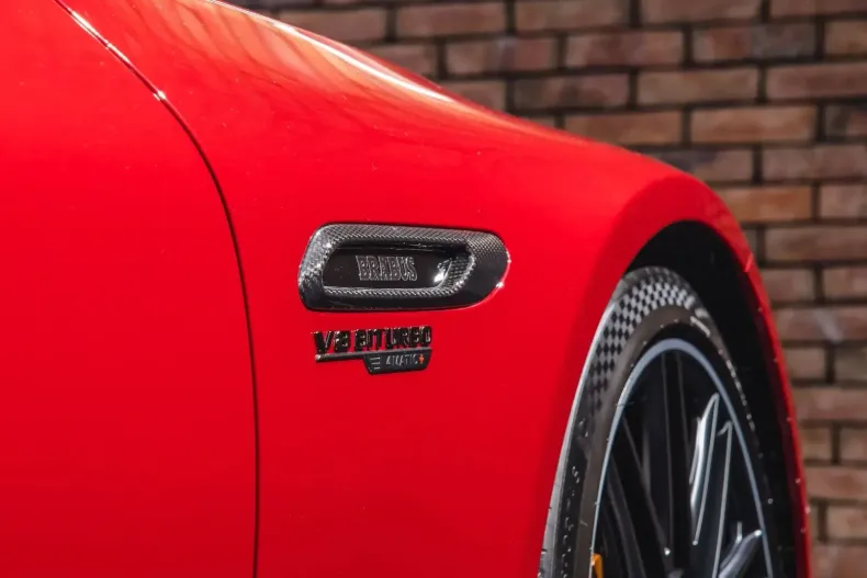 Mercedes-Benz SL 63 AMG din 2025 cu 200 km - oferta MER117723 - foto 18