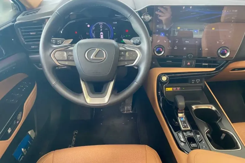 Lexus NX 350h din 2024 cu 25.500 km - oferta LEX117724 - foto 11