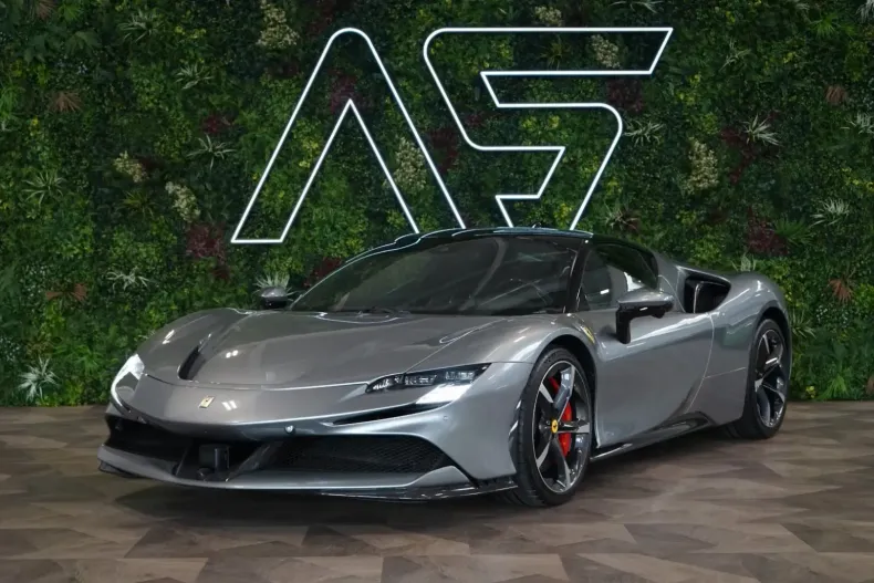 Ferrari SF90 din 2023 cu 70 km - oferta FER117728 - foto 3