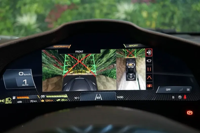 Ferrari SF90 din 2023 cu 70 km - oferta FER117728 - foto 18