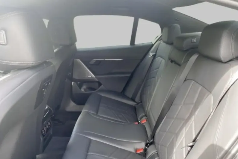 BMW 520 din 2024 cu 24.900 km - oferta BMW117730 - foto 10