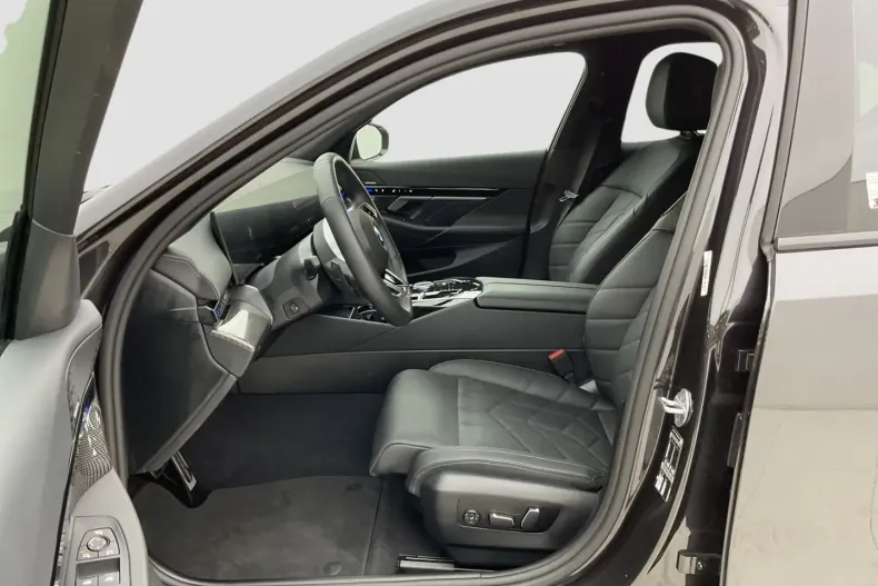 BMW 520 din 2024 cu 28.300 km - oferta BMW117731 - foto 10