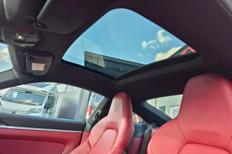 Porsche 911 din 2021 cu 13.300 km - oferta POR117734 - foto 19