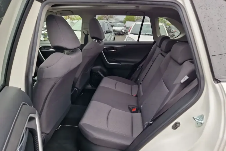 Toyota RAV4 din 2021 cu 87.095 km - oferta TOY117735 - foto 11