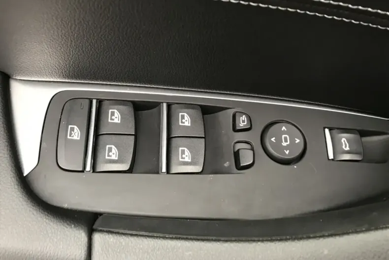 BMW X4 din 2023 cu 6.067 km - oferta BMW117741 - foto 13