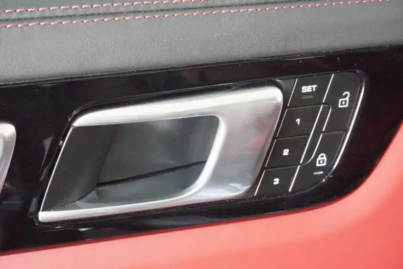 Porsche Cayenne din 2023 cu 27.965 km - oferta POR117744 - foto 8