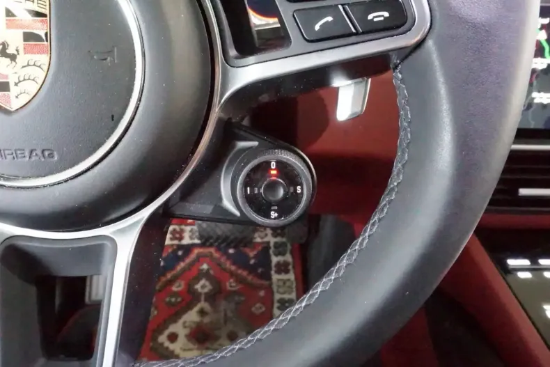 Porsche Cayenne din 2023 cu 27.965 km - oferta POR117744 - foto 27