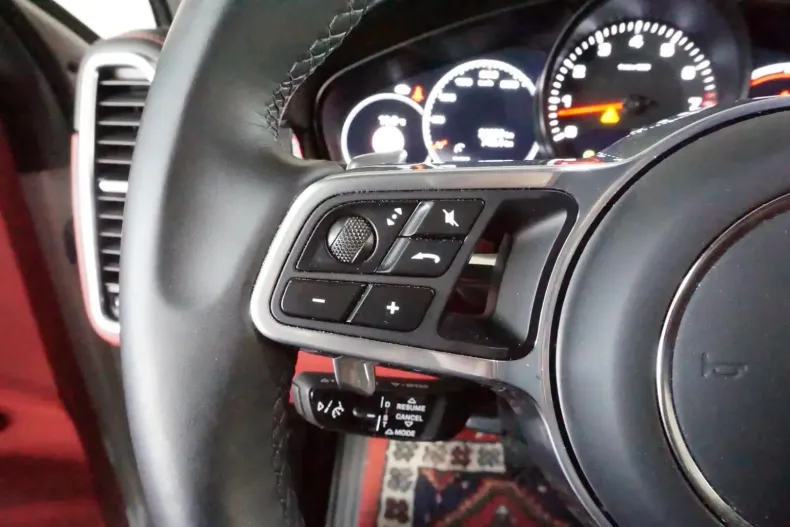 Porsche Cayenne din 2023 cu 27.965 km - oferta POR117744 - foto 29