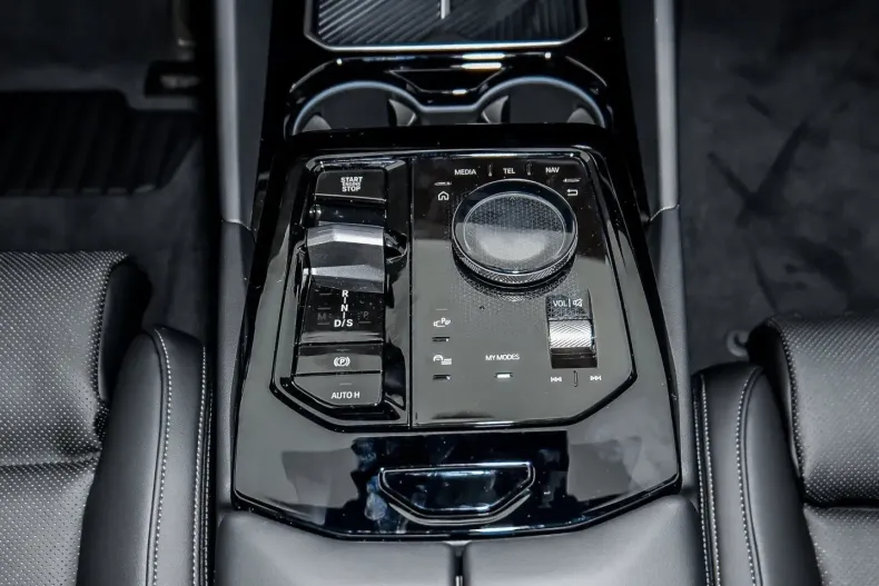 BMW 550 din 2025 cu 10 km - oferta BMW117745 - foto 13