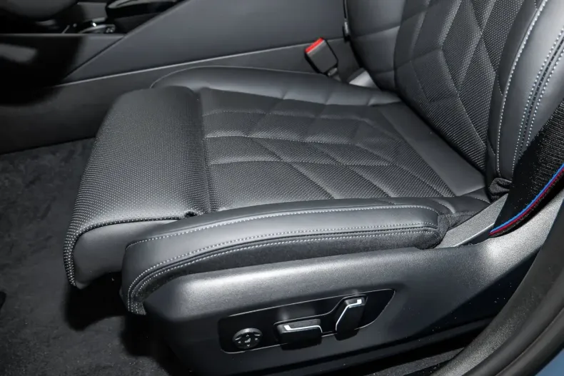 BMW 550 din 2025 cu 10 km - oferta BMW117745 - foto 16