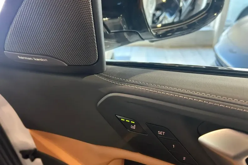 BMW X6 din 2024 cu 17.950 km - oferta BMW117752 - foto 23