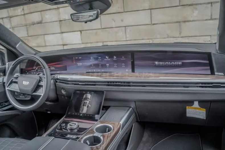 Cadillac Escalade din 2025 cu 10 km - oferta CAD117753 - foto 14