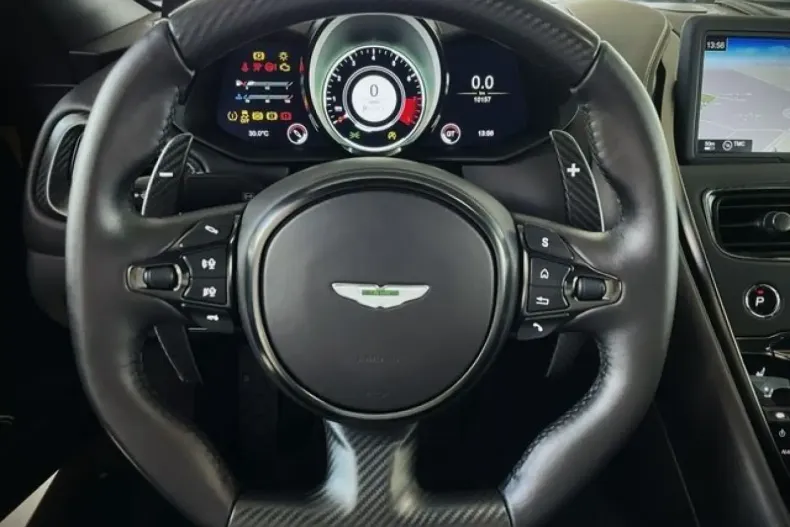 Aston Martin DBS din 2022 cu 10.156 km - oferta AST117759 - foto 16