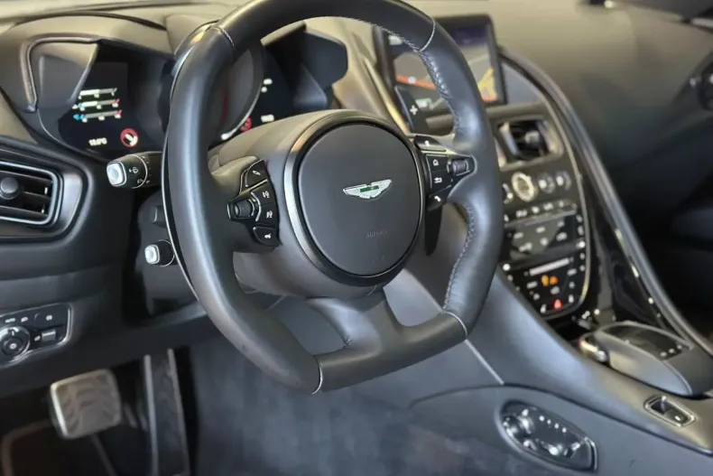 Aston Martin DBS din 2021 cu 9.751 km - oferta AST117760 - foto 21