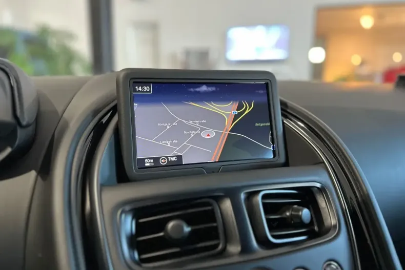 Aston Martin DBS din 2021 cu 9.751 km - oferta AST117760 - foto 32