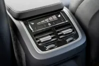 Volvo XC90 din 2024 cu 25.750 km - oferta VOL117763 - foto 9