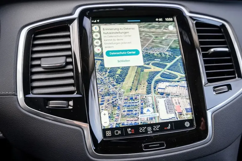 Volvo XC90 din 2024 cu 25.750 km - oferta VOL117763 - foto 12