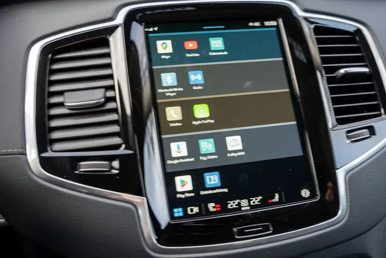 Volvo XC90 din 2024 cu 25.750 km - oferta VOL117763 - foto 13