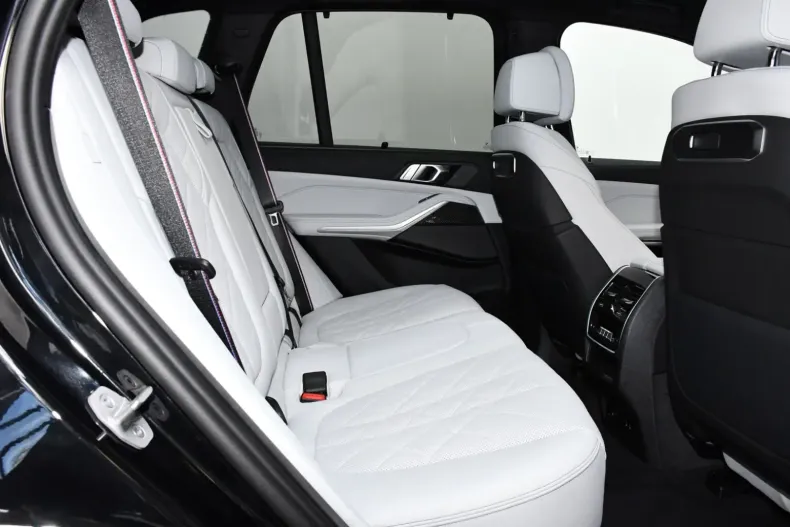 BMW X5 din 2024 cu 8.820 km - oferta BMW117764 - foto 17