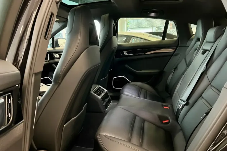 Porsche Panamera din 2021 cu 58.967 km - oferta POR117769 - foto 9