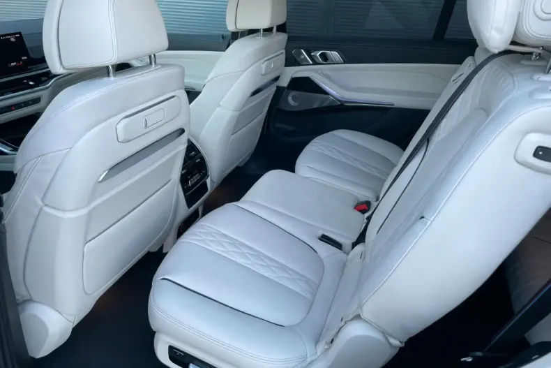 BMW X7 M60 din 2023 cu 17.800 km - oferta BMW117774 - foto 15