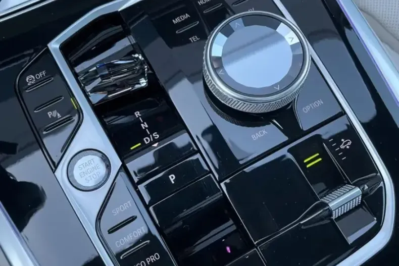 BMW X7 M60 din 2023 cu 17.800 km - oferta BMW117774 - foto 22