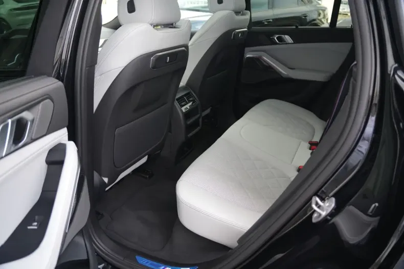 BMW X6 din 2024 cu 6.000 km - oferta BMW117779 - foto 28