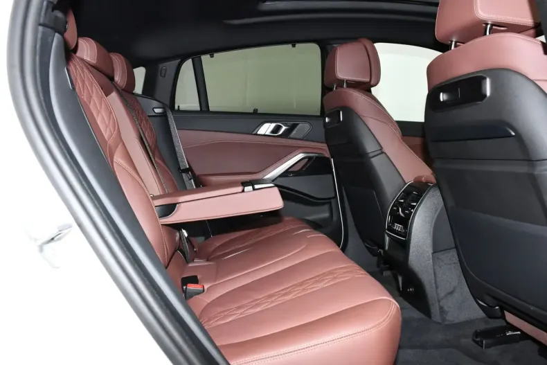 BMW X6 din 2024 cu 11.091 km - oferta BMW117781 - foto 18