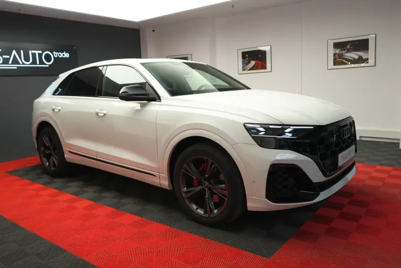 Audi Q8 din 2024 cu 5.800 km - oferta AUD117783 - foto 1