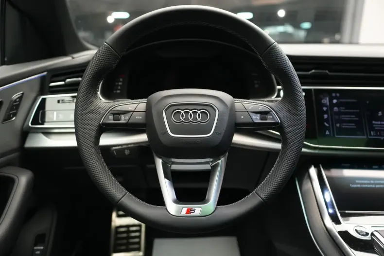 Audi Q8 din 2024 cu 5.800 km - oferta AUD117783 - foto 13