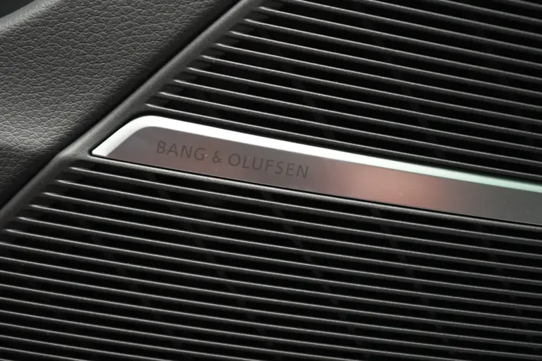 Audi Q8 din 2024 cu 5.800 km - oferta AUD117783 - foto 27