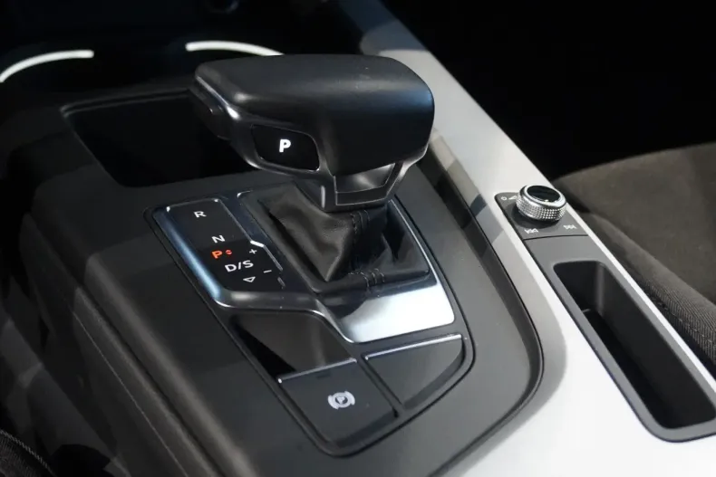 Audi A4 din 2023 cu 42.000 km - oferta AUD117786 - foto 12