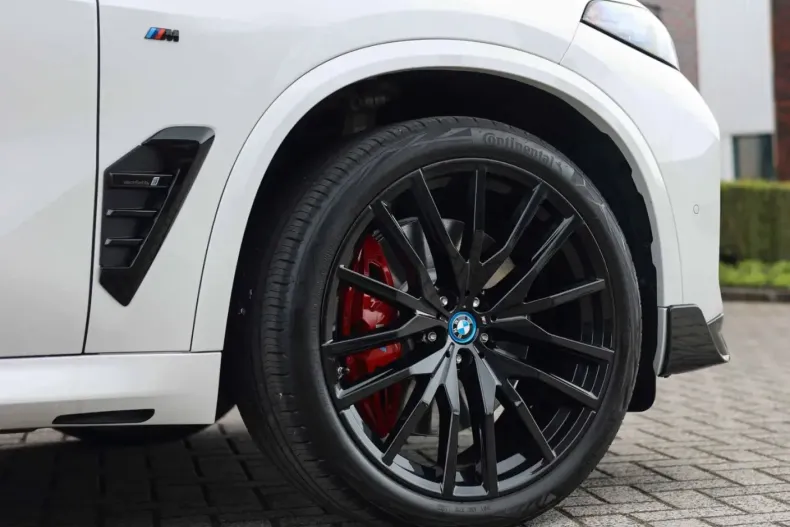 BMW X5 din 2023 cu 6.091 km - oferta BMW117787 - foto 5