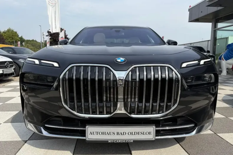 BMW 740 din 2023 cu 117.740 km - oferta BMW117799 - foto 2