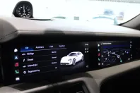 Porsche Taycan din 2023 cu 23.460 km - oferta POR117800 - foto 11