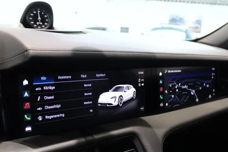 Porsche Taycan din 2023 cu 23.460 km - oferta POR117800 - foto 11