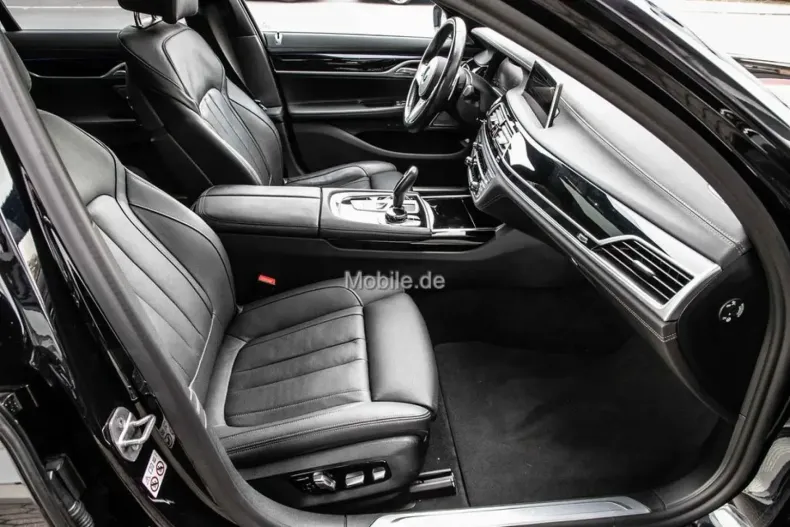 BMW 740 din 2021 cu 46.233 km - oferta BMW117805 - foto 3