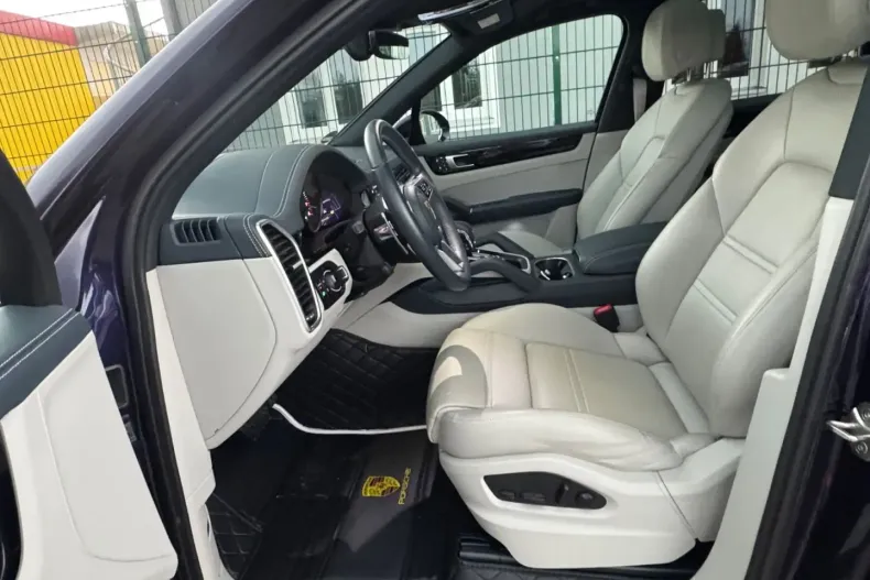 Porsche Cayenne din 2022 cu 42.500 km - oferta POR117808 - foto 6