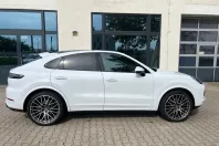 Porsche Cayenne din 2022 cu 32.233 km - oferta POR117810 - foto 4