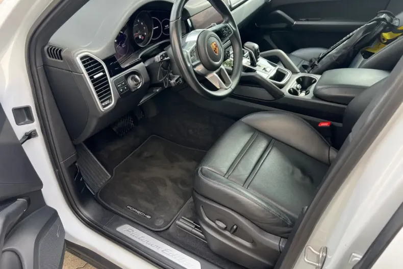 Porsche Cayenne din 2022 cu 32.233 km - oferta POR117810 - foto 7