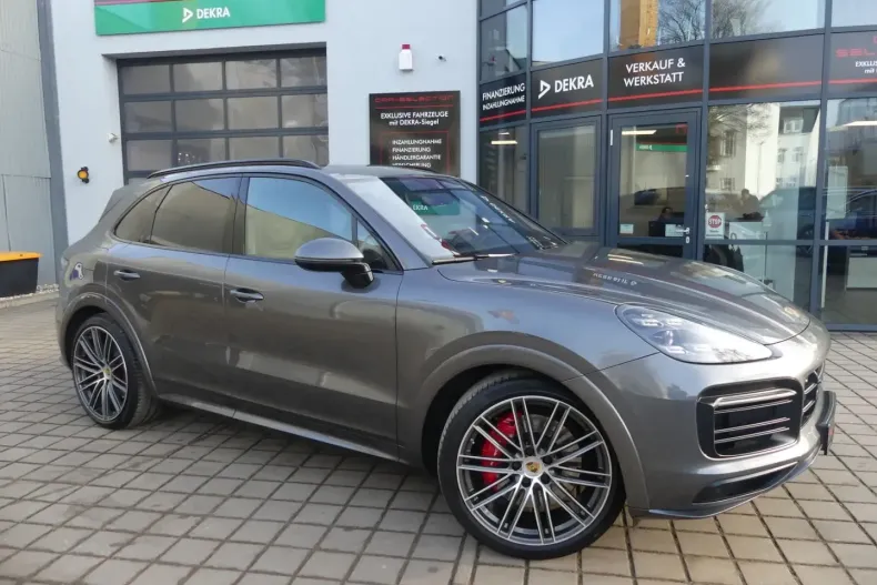 Porsche Cayenne din 2021 cu 93.233 km - oferta POR117814 - foto 1
