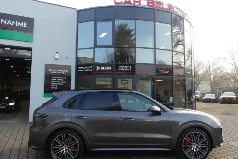 Porsche Cayenne din 2021 cu 93.233 km - oferta POR117814 - foto 4