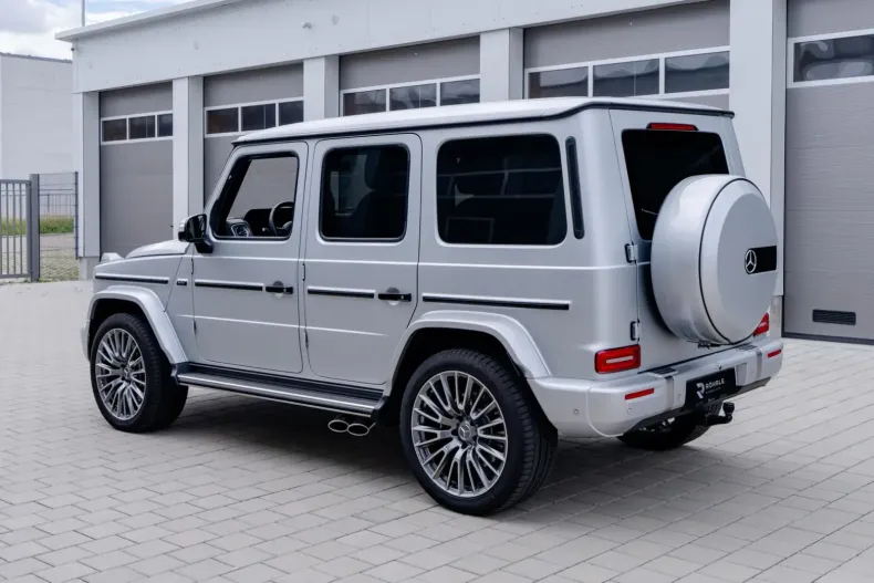 Mercedes-Benz G 63 AMG din 2025 cu 5.550 km - oferta MER117815 - foto 2