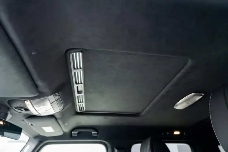 Mercedes-Benz G 63 AMG din 2025 cu 5.550 km - oferta MER117815 - foto 17